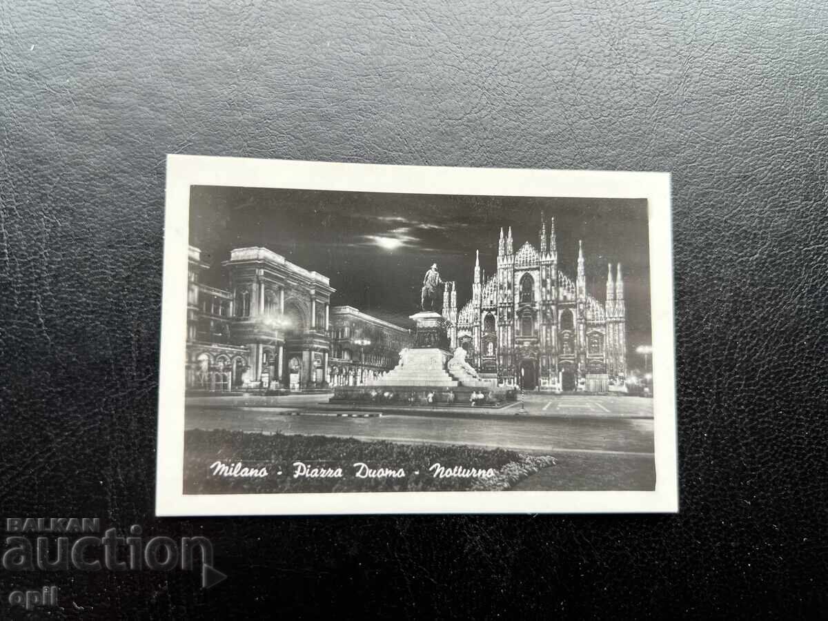 Small Old Postcard - Italy - Milan Small Old Postcard - Italy - Milan