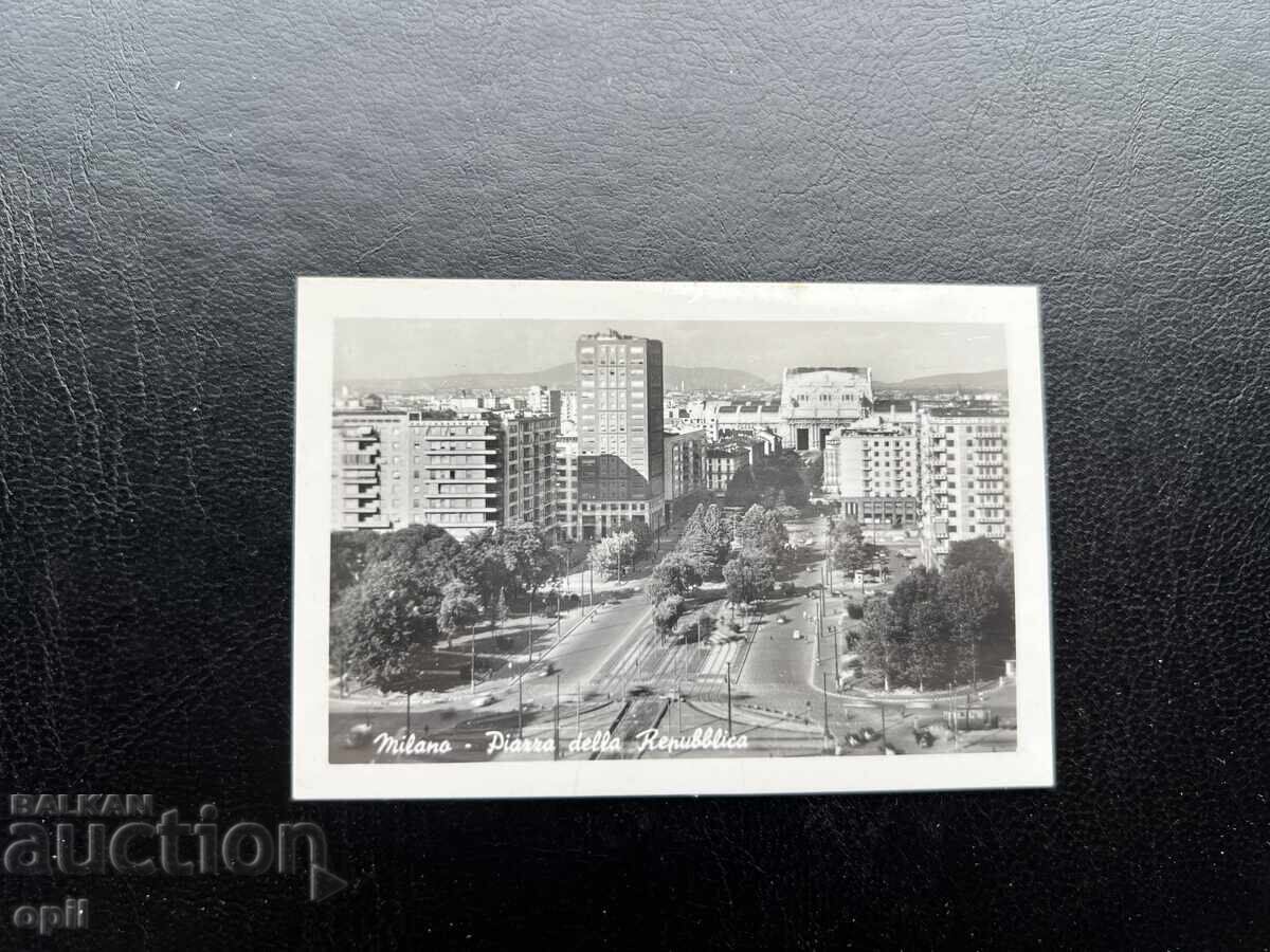 Small Old Postcard - Italy - Milan