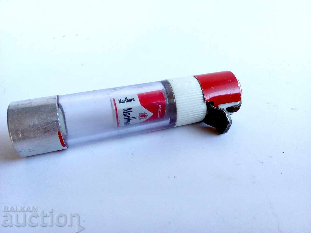 Αναπτήρας Vintage Philip Morris Marlboro με μίνι περιεχόμενο με τιμή 37.00 BGN | € 18.92