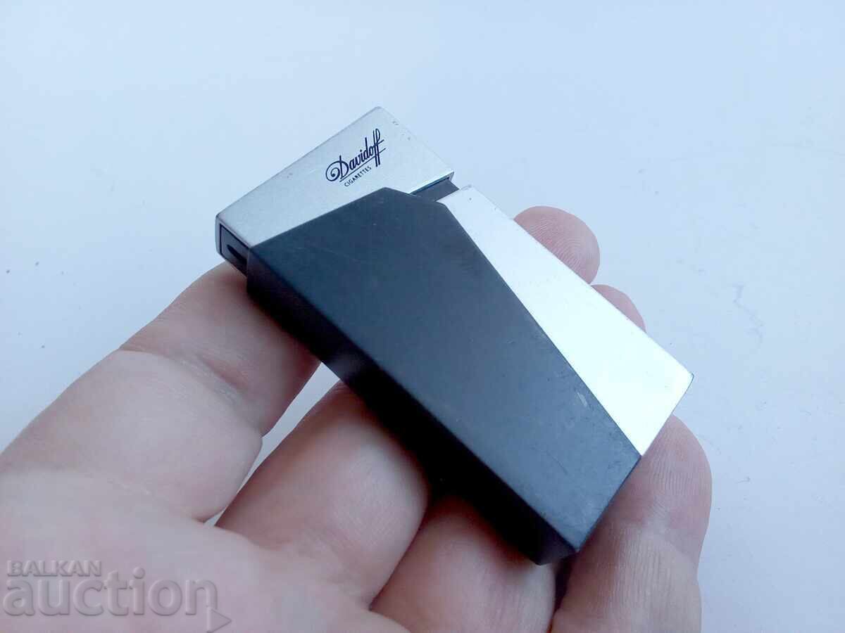 Доставка на Запалка Davidoff