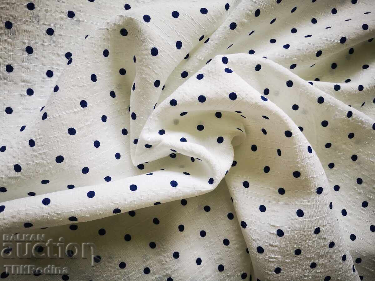 Парче стар плат, соц епоха, Ш/ 85см  Д/ 108см с цена 3.00 лв. | € 1.53