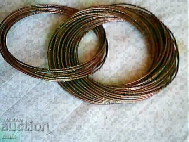 лот ot krasiwi bijouta  бижута  grivna ot estestwena perla с цена 10.00 лв. | € 5.11