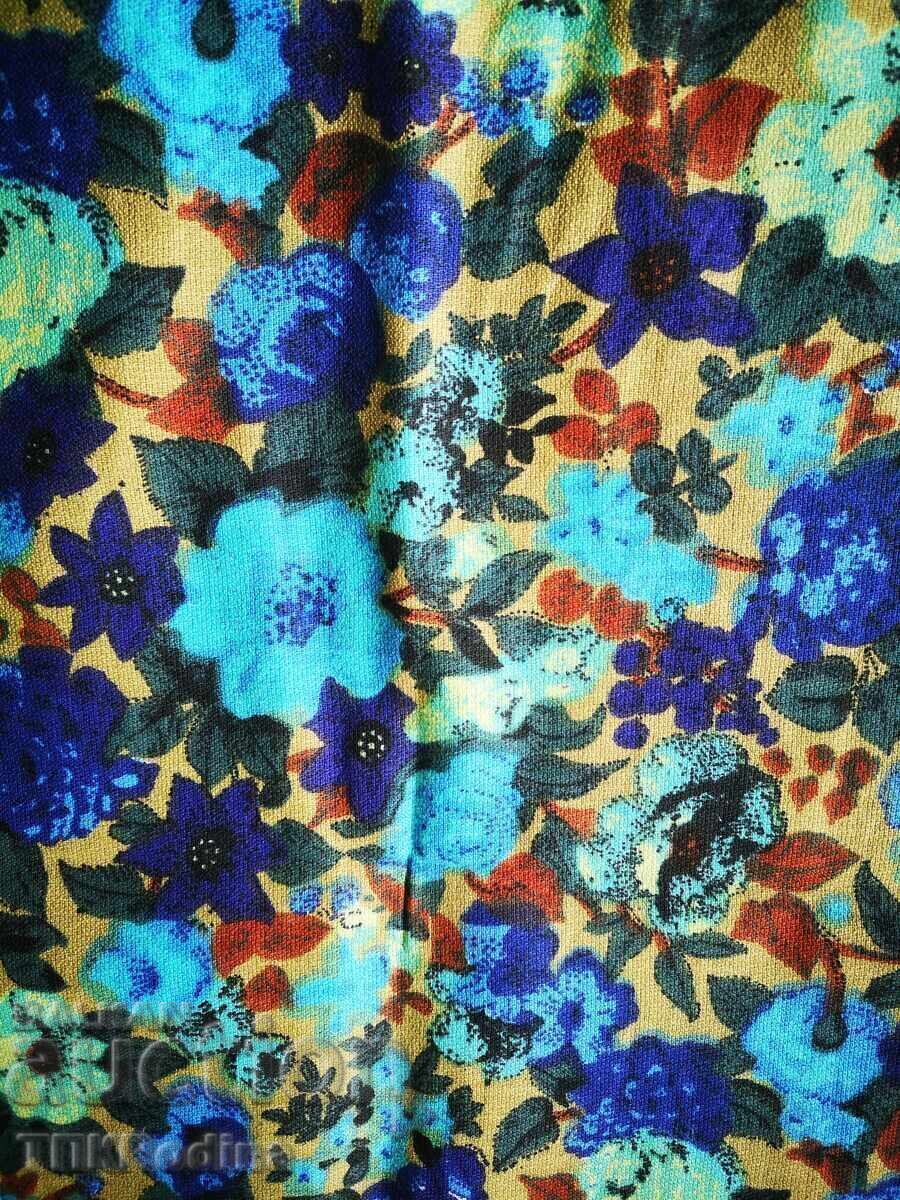 Bucată de pânză veche, epocă socialistă, L/ 114cm A/90-102cm