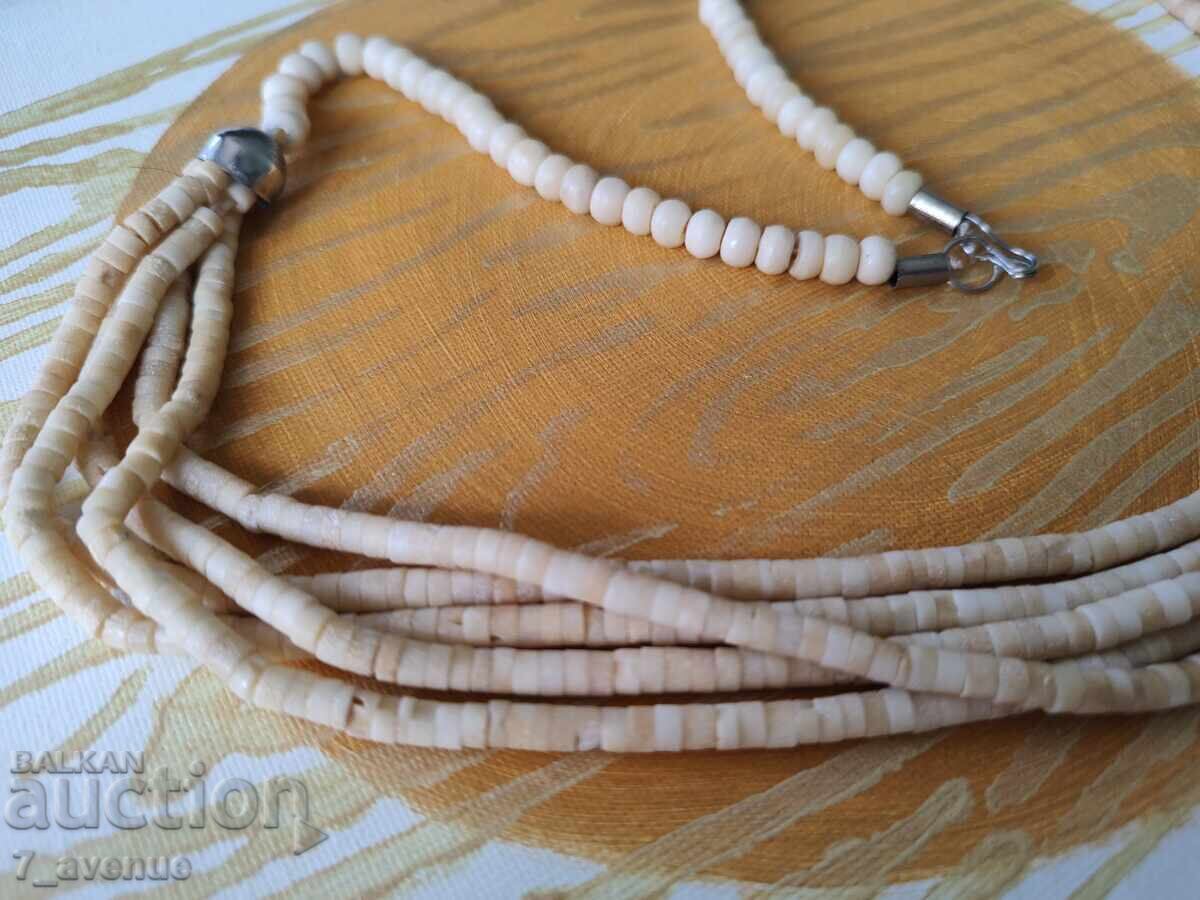 Auction  Necklace, very beautiful, feminine, costs 70s, 8.04.2025