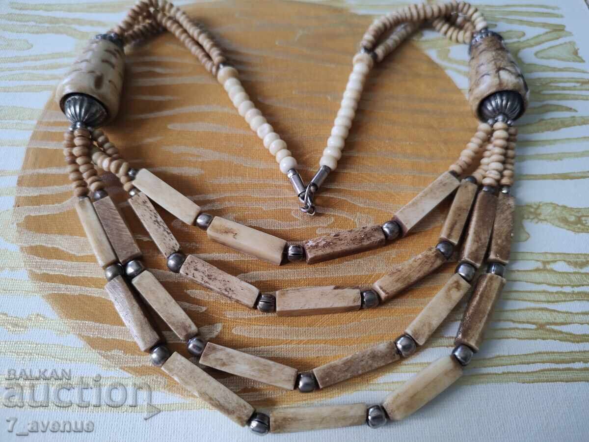 Auction Necklace, very beautiful, feminine, costs 70s, 8.04.2025 Auction Necklace, very beautiful, feminine, costs 70s, 8.04.2025