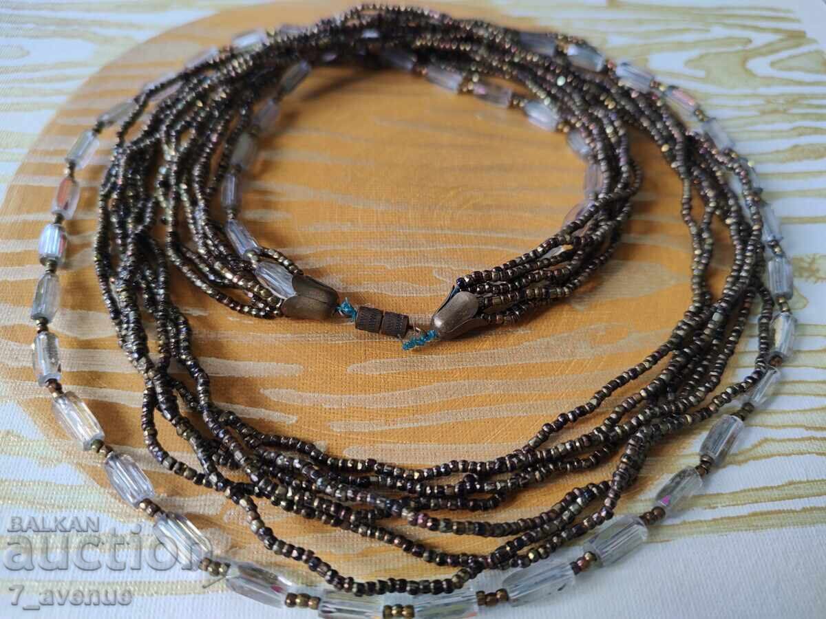 Necklace, very beautiful, feminine, long 70s, 8.04.2025 with price 49.00 BGN | € 25.05 Necklace, very beautiful, feminine, long 70s, 8.04.2025 with price 49.00 BGN | € 25.05