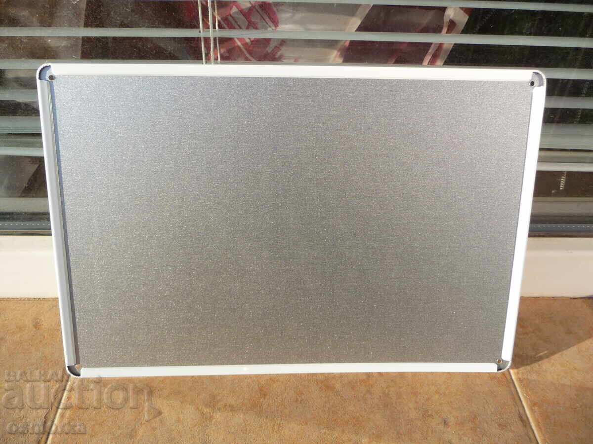 Licitație Placă metalică cu inscripția Nu am nevoie de Google, soția mea știe