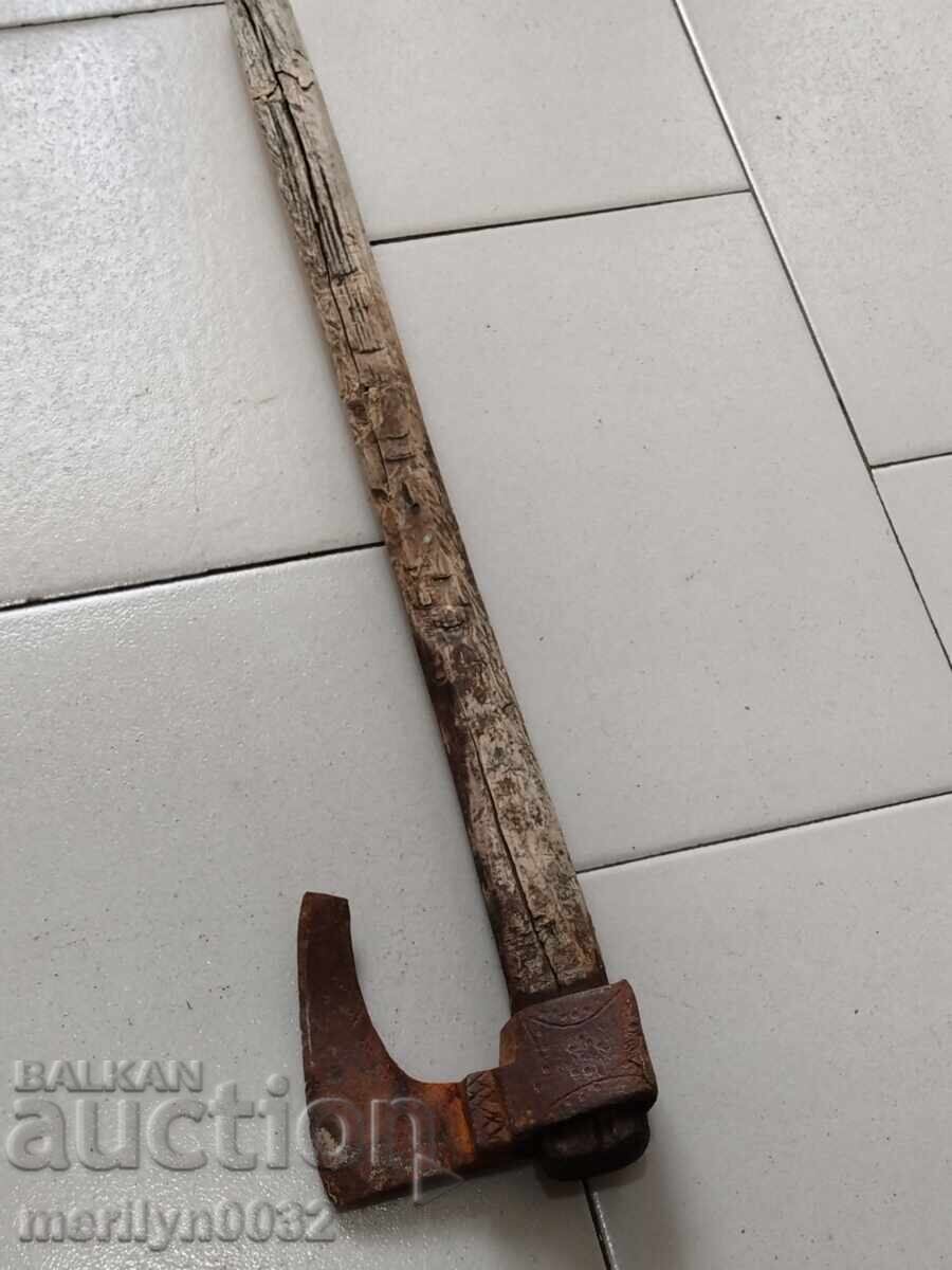 Topor vechi, curb, cu gravuri, unealtă din fier forjat - 7