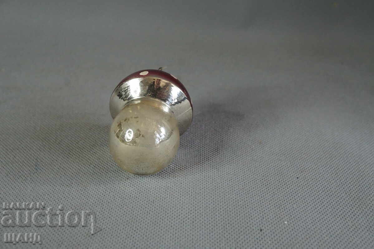 Delivery of Old Glass Christmas Tree Ornament Mushroom Delivery of Old Glass Christmas Tree Ornament Mushroom