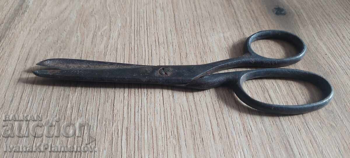 Livrarea Foarfece retro pentru colecționari Livrarea Foarfece retro pentru colecționari