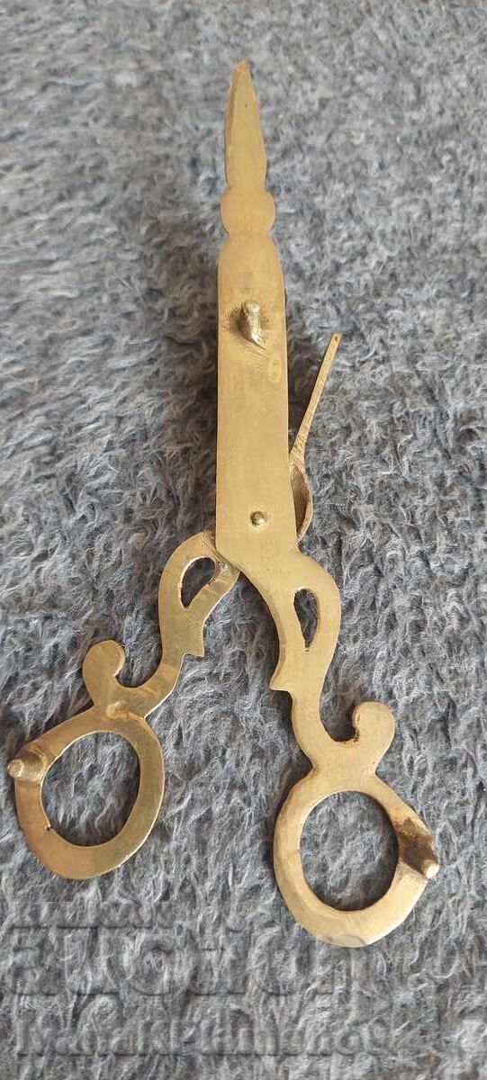 Delivery of Candle Snuffer Scissors Bronze for Connoisseurs