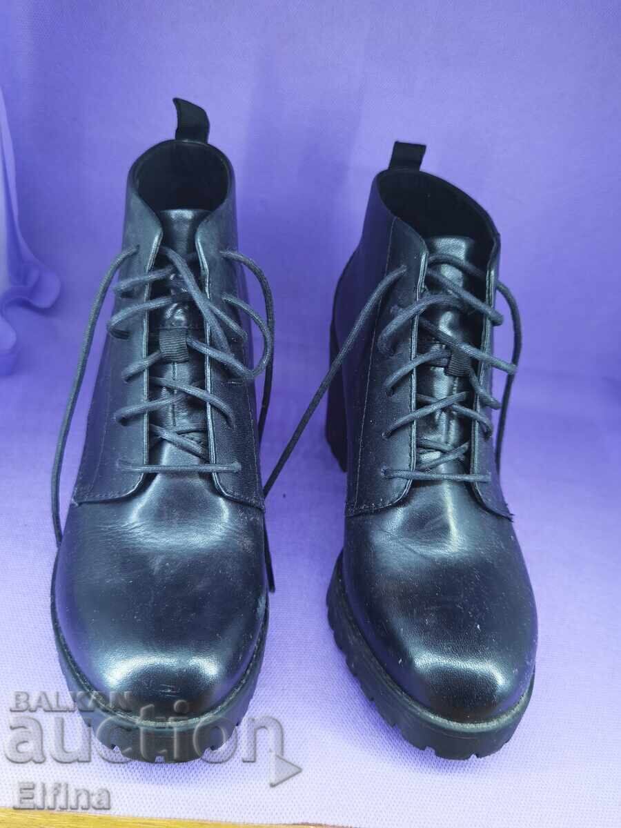 Доставка на Маркови дамски обувки Vagabond Доставка на Маркови дамски обувки Vagabond