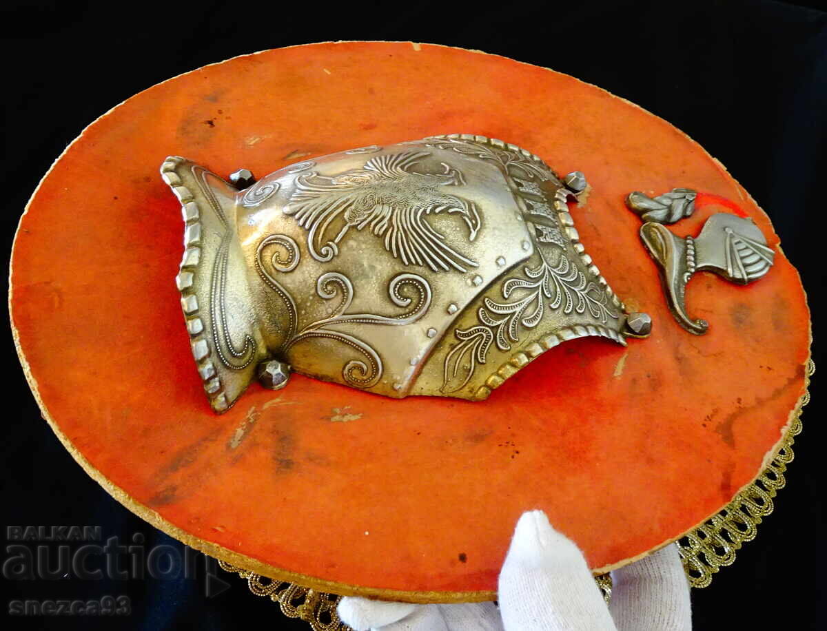 Auction Knight's panel with knight's armor Auction Knight's panel with knight's armor