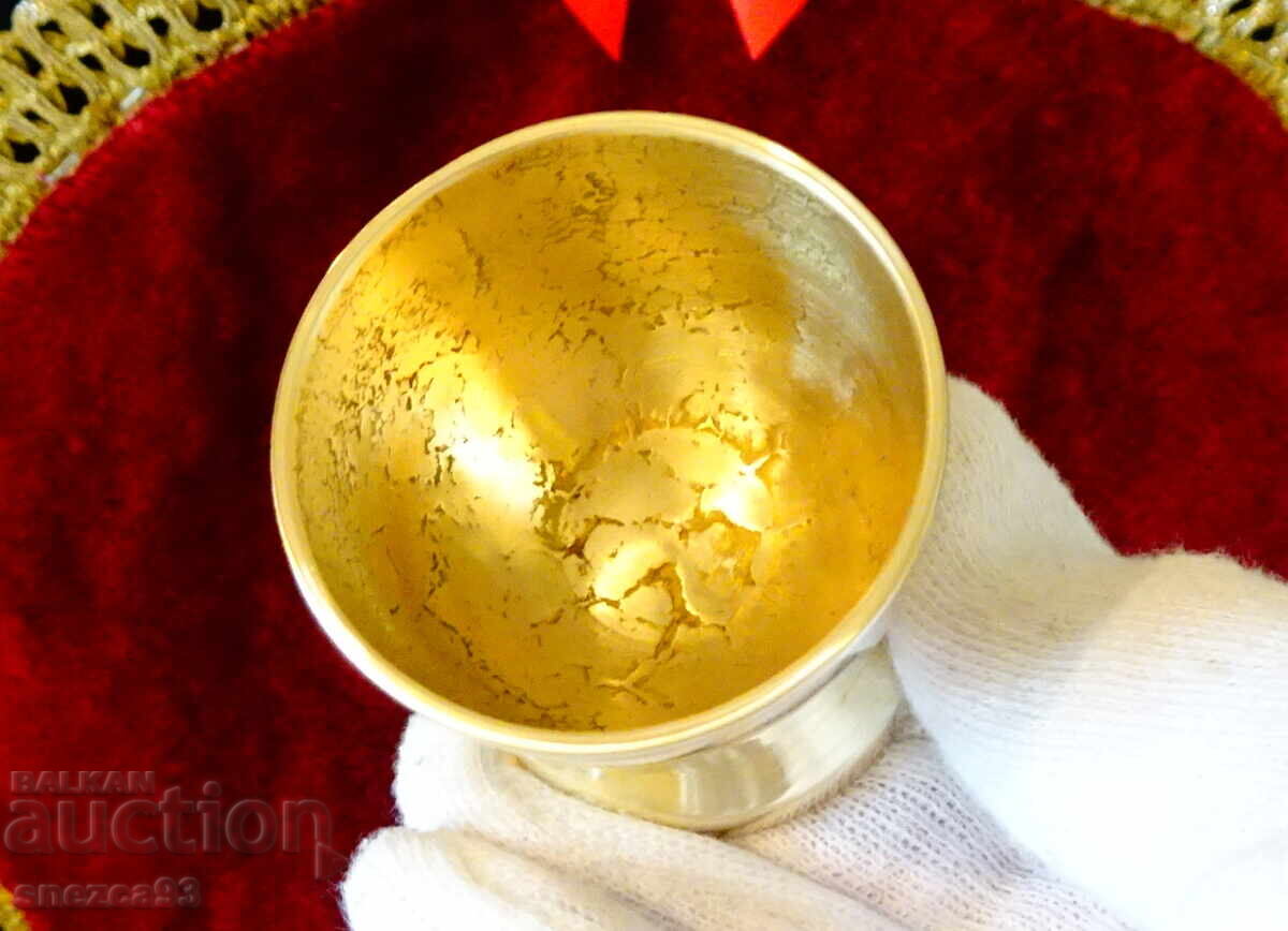 Доставка на Бронзови чаши за ракия,свръх масивни,звънки.