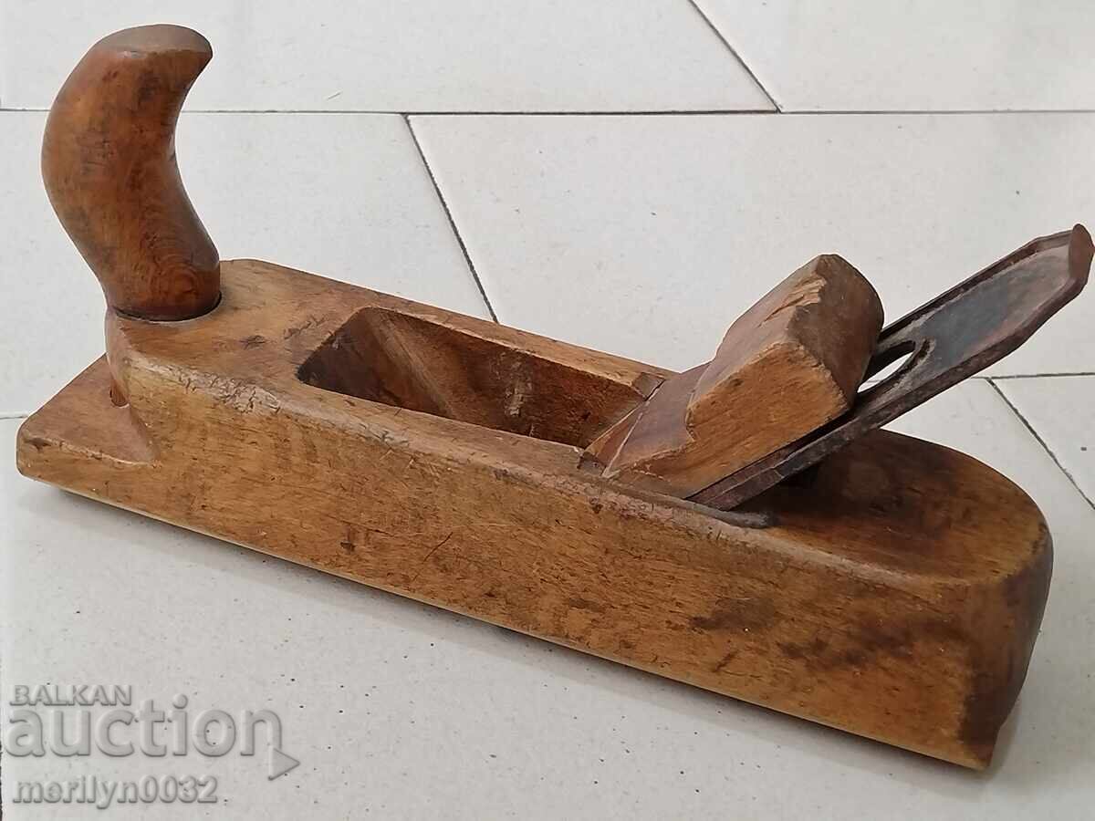 Antique woodworking planer with price 44.00 BGN | € 22.50 Antique woodworking planer with price 44.00 BGN | € 22.50