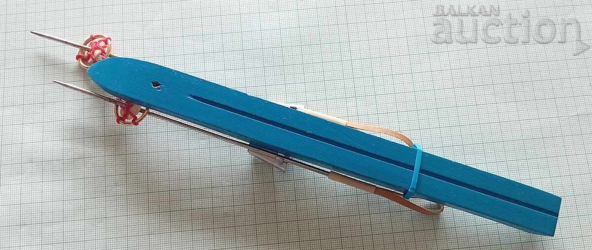 ΣΚΙ ΤΣΕΧΟΣΛΟΒΑΚΙΑ ΣΤΑΡ ΣΟΥΒΕΝΙΡ - 6