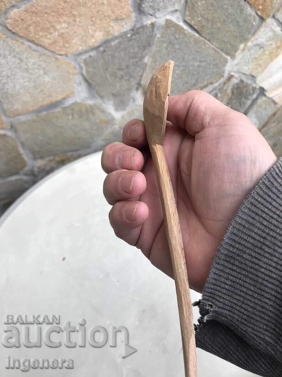 Auction ANTIQUE HAND CARVED WOODEN SPOON Auction ANTIQUE HAND CARVED WOODEN SPOON