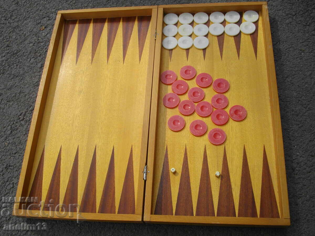 TABLĂ SOCIALĂ PENTRU JOC cu preț 50.00 BGN | € 25.56 TABLĂ SOCIALĂ PENTRU JOC cu preț 50.00 BGN | € 25.56