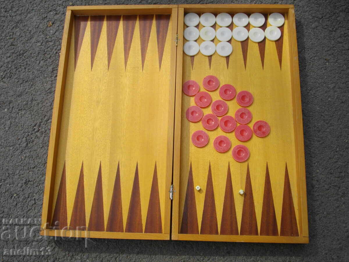 TABLĂ SOCIALĂ PENTRU JOC TABLĂ SOCIALĂ PENTRU JOC