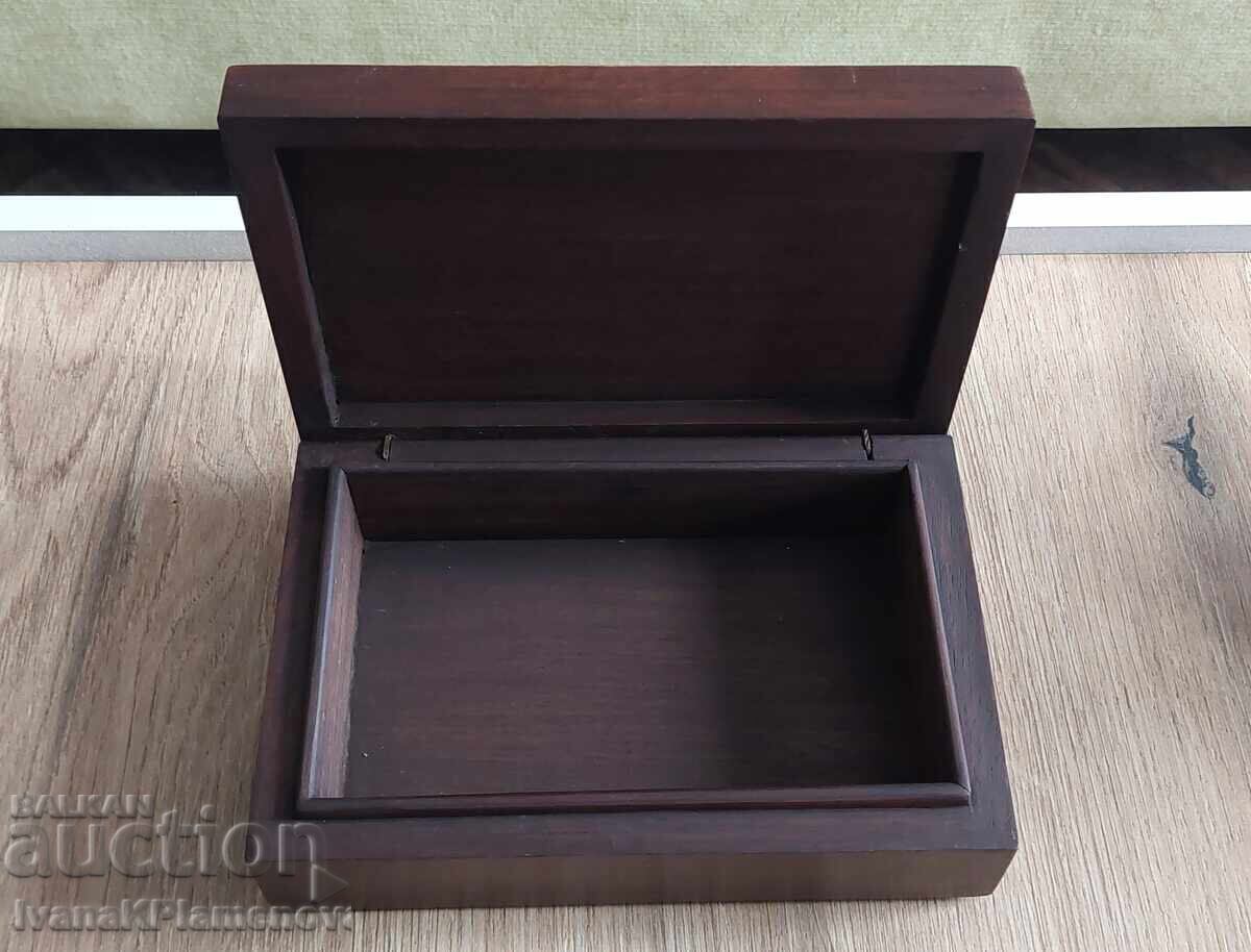 Solid wooden box for connoisseurs, excellent - 5