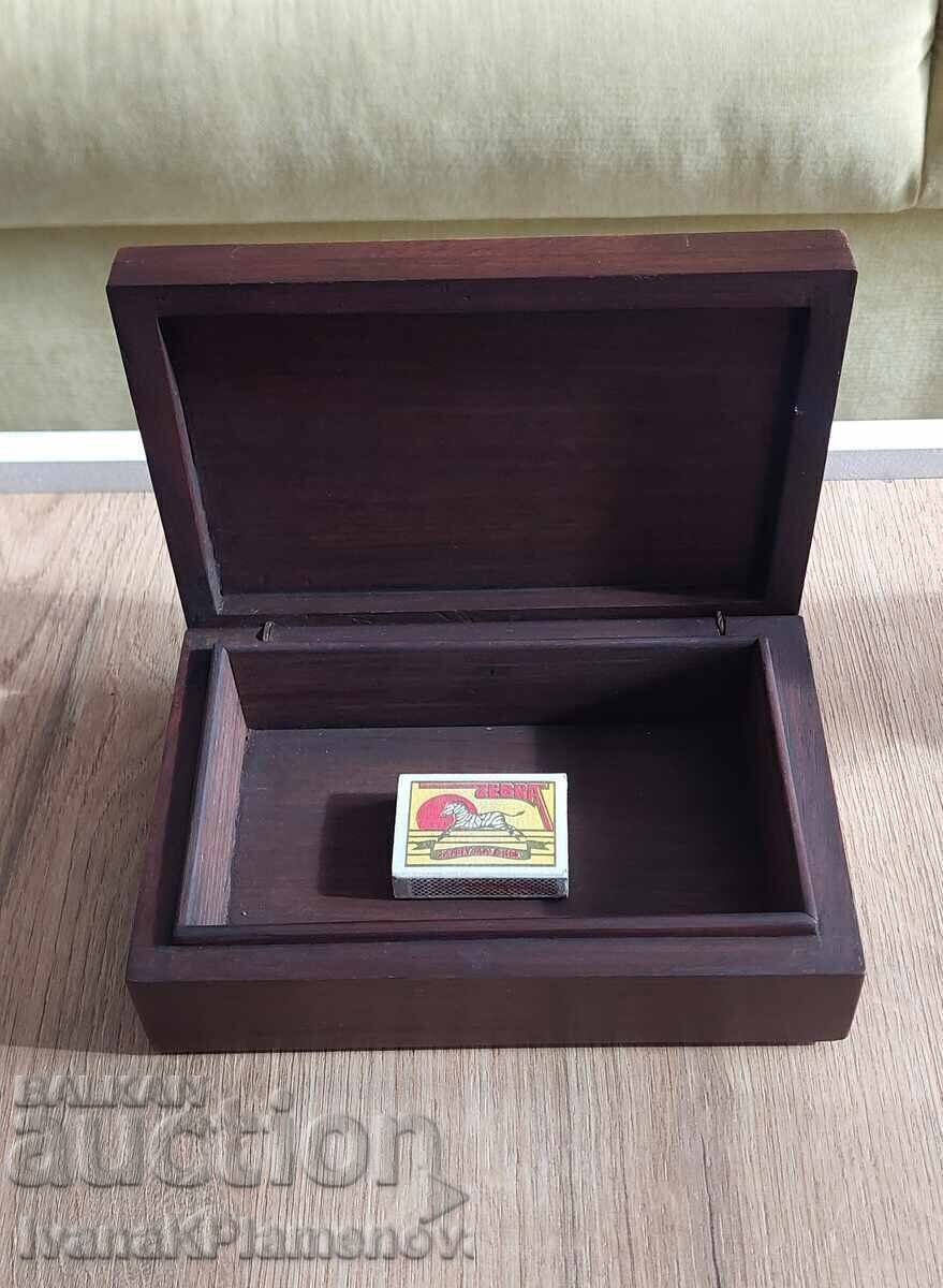 Solid wooden box for connoisseurs, excellent - 7