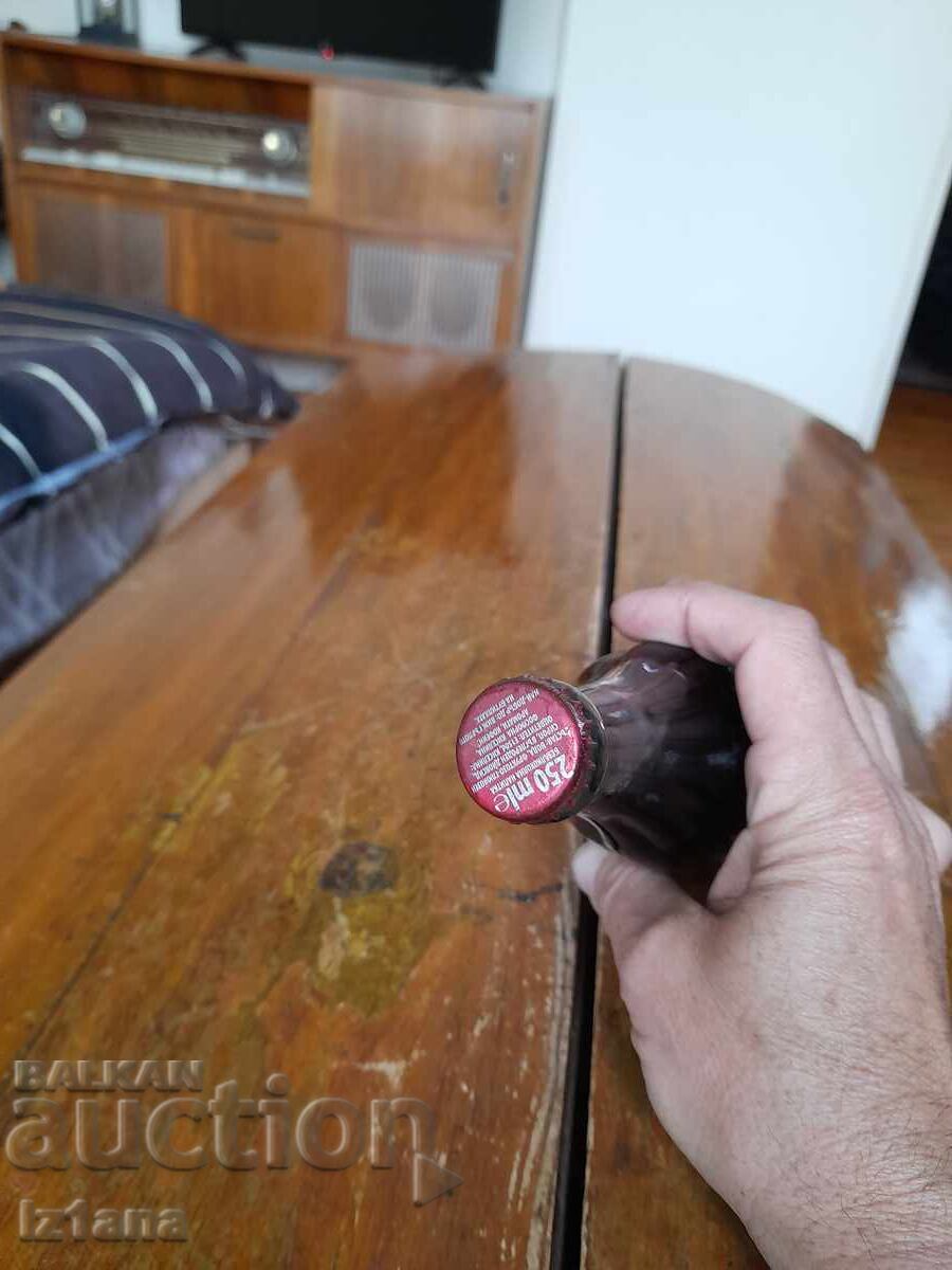 Доставка на Стара бутилка Кока Кола,Coca Cola