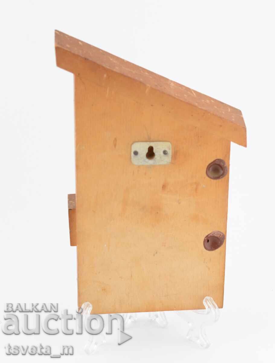 Παλαιός ξύλινος επιτοίχιος θερμόμετρος Σουβενίρ ΕΣΣΔ Αλεπού με τιμή 10.00 BGN | € 5.11