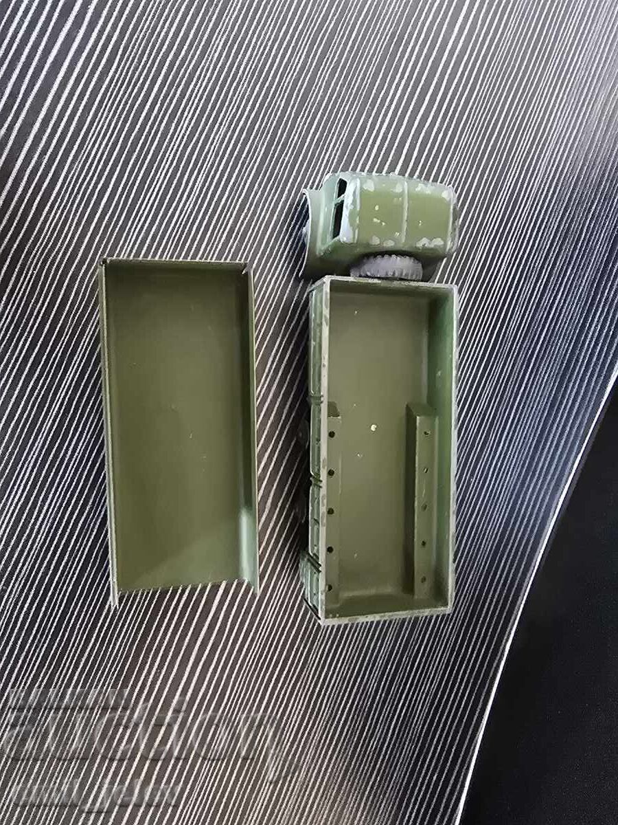 Dinky Toys Sale No. 622 Army 10 Ton Truck - 6 Dinky Toys Sale No. 622 Army 10 Ton Truck - 6