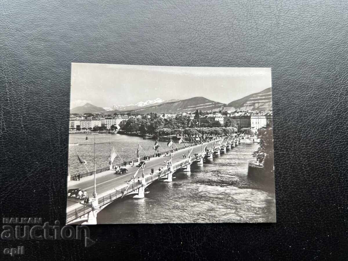 Mica Cărțișoară Veche - Elveția - Geneva Mica Cărțișoară Veche - Elveția - Geneva