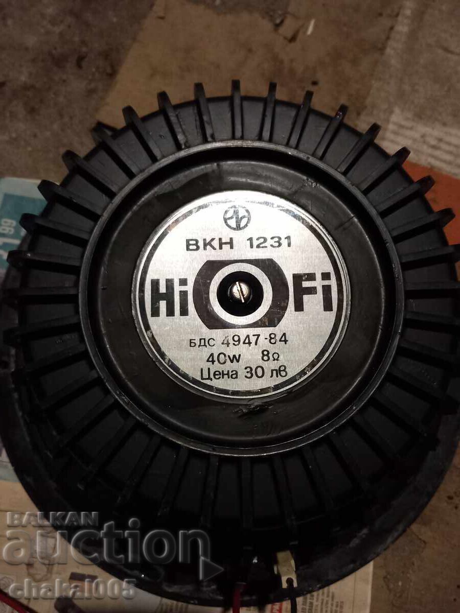 Υπέροχο ηχείο με τιμή € 15.00 | 29.34 BGN