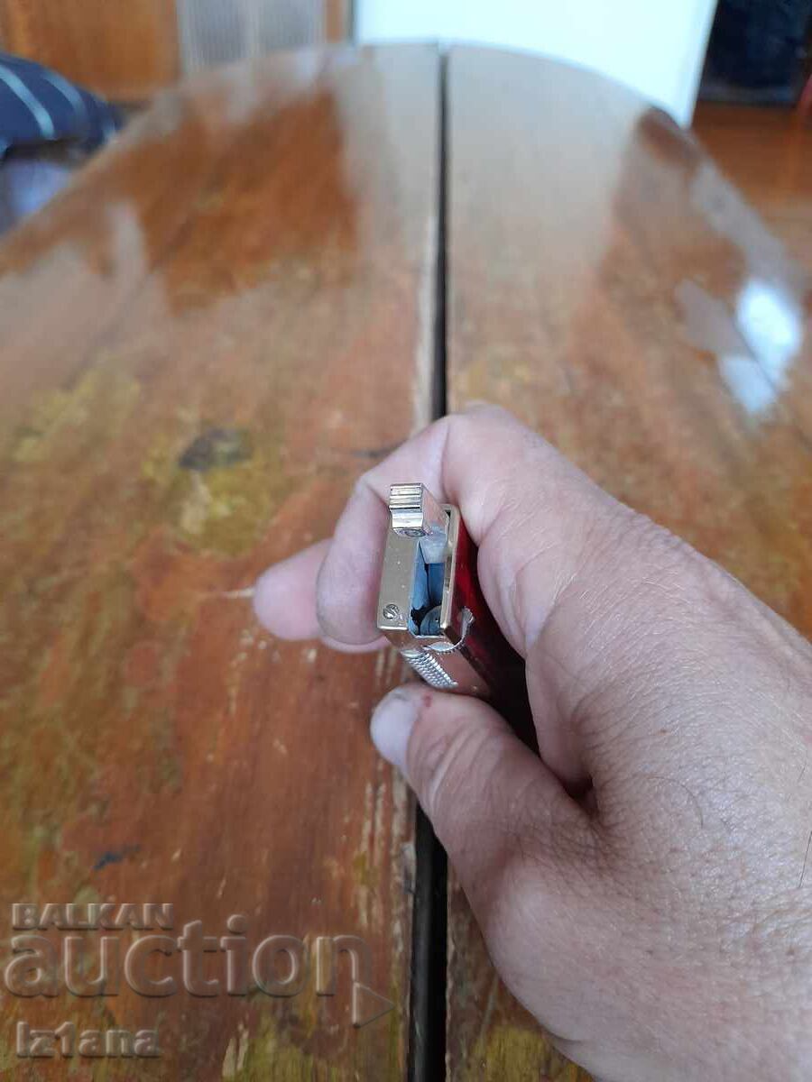 Παλιό αναπτήρας με ρολόι Piratron - 6 Παλιό αναπτήρας με ρολόι Piratron - 6