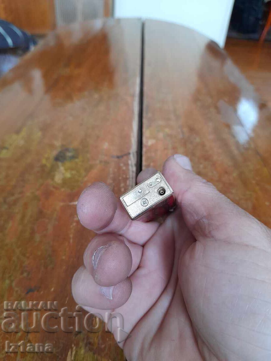 Παλιό αναπτήρας με ρολόι Piratron - 7 Παλιό αναπτήρας με ρολόι Piratron - 7