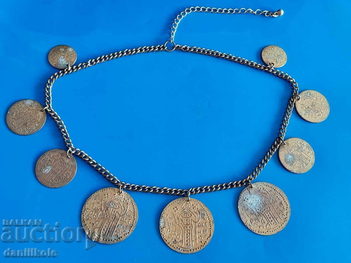 Livrarea *$*Y*$* ȘIRAGURI PENDANTIVE BULGĂREȘTI AURII - BUNE *$*Y*$*