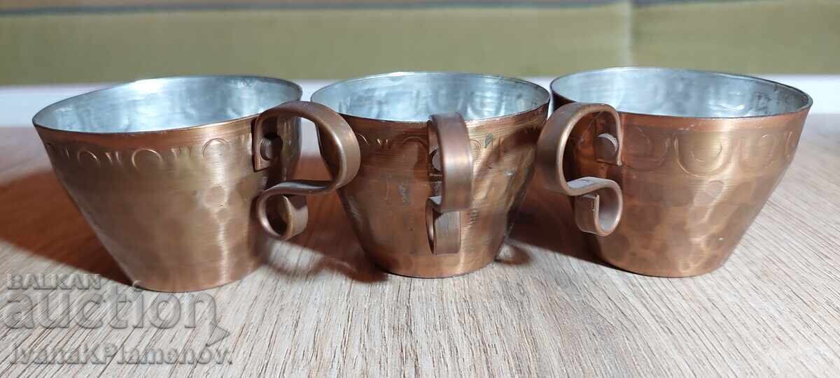 Чаши мед за ценители три броя Чаши мед за ценители три броя