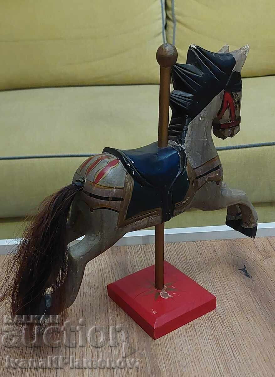 Jucărie din lemn retro pentru colecționari cu preț € 22.00 | 43.03 BGN