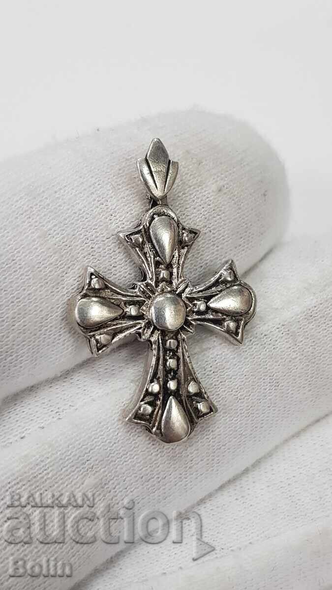 Livrarea Cruce de argint de colecție, cruciuliță Europa, argint 925 Livrarea Cruce de argint de colecție, cruciuliță Europa, argint 925