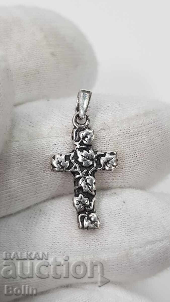 Δημοπρασία Όμορφος ασημένιος σταυρός, σταυρουδάκι με αλυσίδα 925 π.χ. Ευρώπη