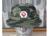 Bŭlgarsko voenno ofitsersko kamuflazhno shapka με kokarda