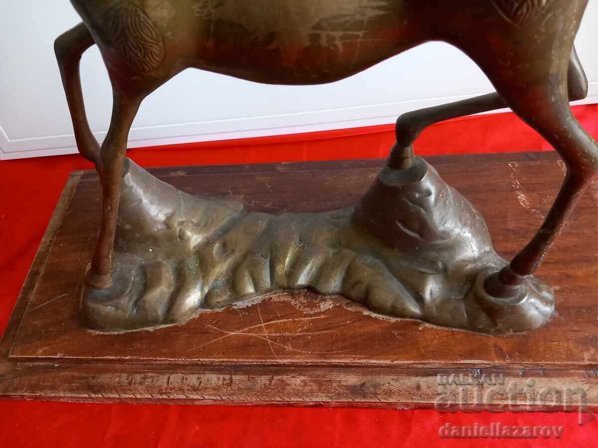 Doe, Hind, Huge Bronze Statue, Figure, Figurine - 5 Doe, Hind, Huge Bronze Statue, Figure, Figurine - 5