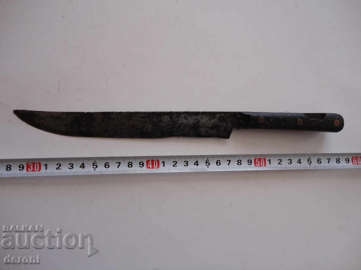 Cuțit ciobănesc vechi, tip pumnal 6