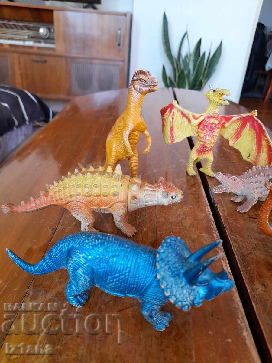 Стари фигурки,животни с цена 27.00 лв. | € 13.80