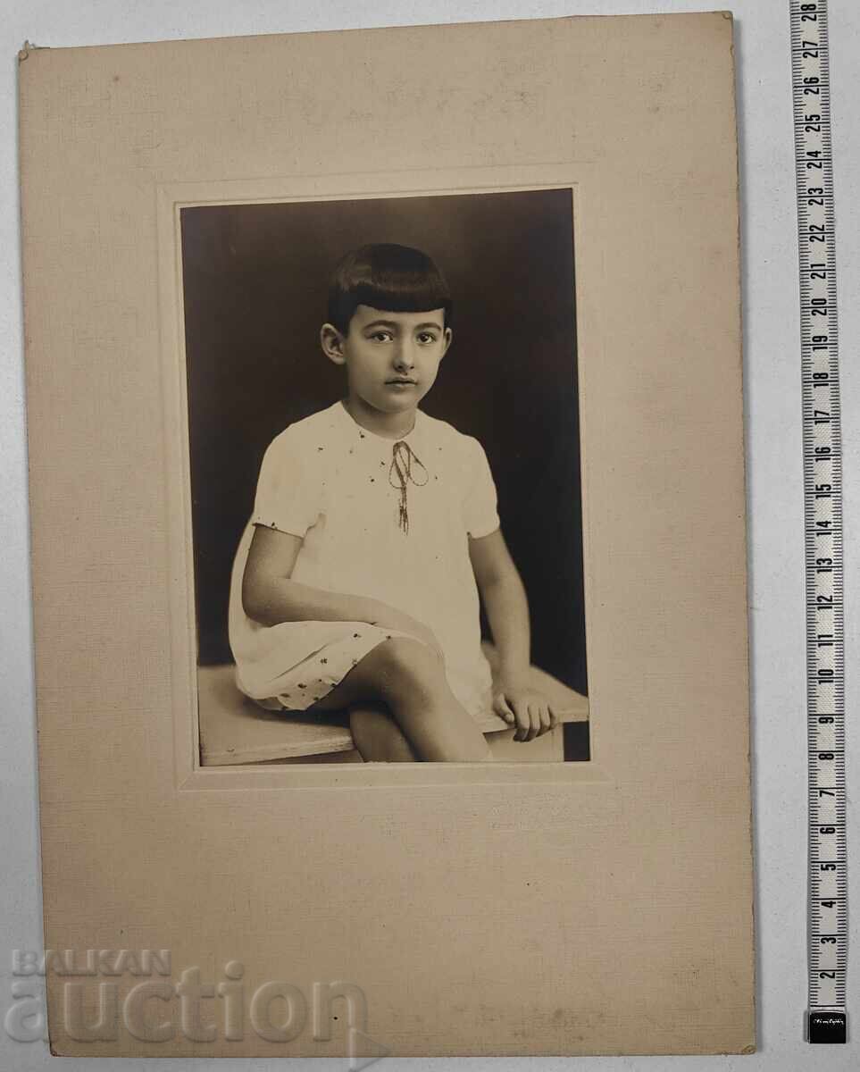 1919 FOTOGRAFIE PE CARTON CU PIANUL STOIANOVA - VÂLCIOVA 1919 FOTOGRAFIE PE CARTON CU PIANUL STOIANOVA - VÂLCIOVA