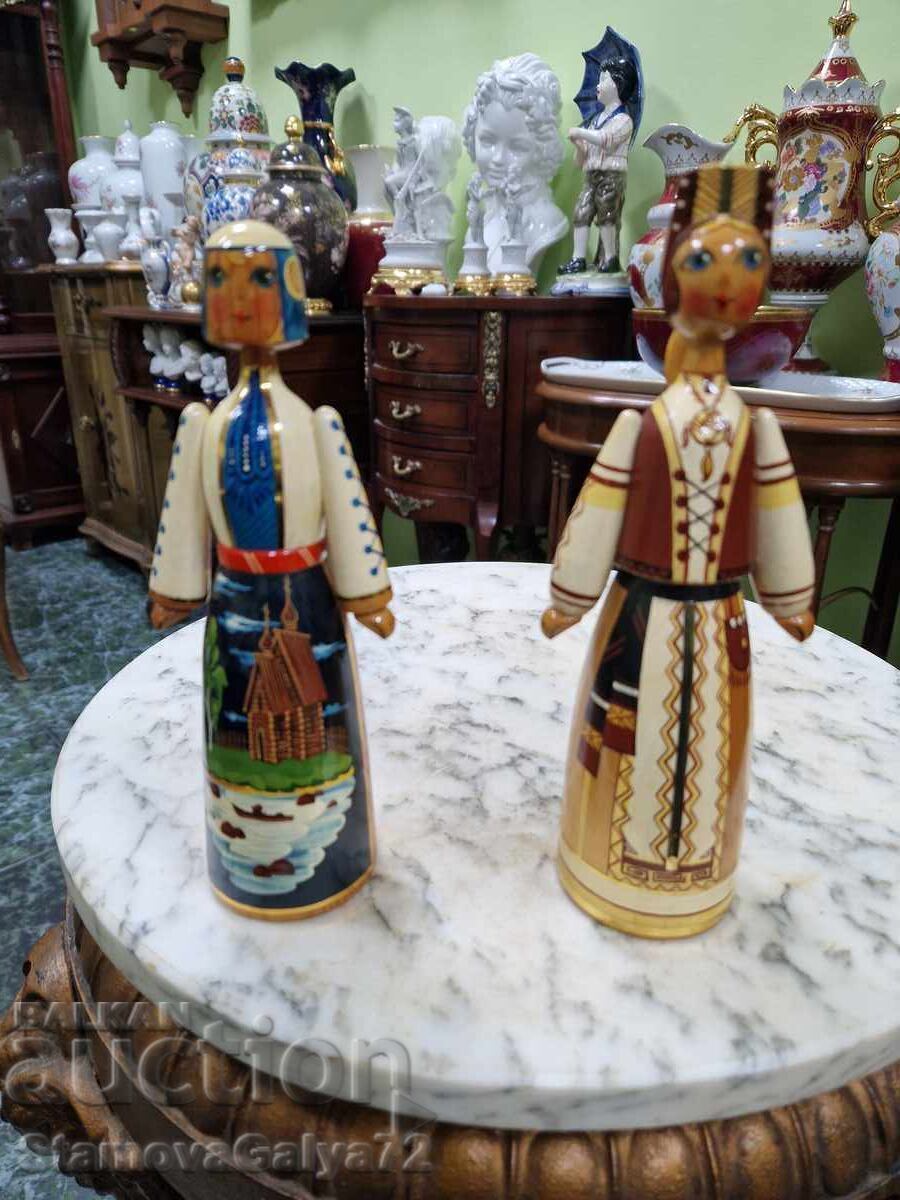 Pereche de figurine rare din lemn rusești, Petrozavodsk