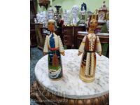 Δύο σπάνια ρωσικά ξύλινα αγαλματίδια Πετροζαβότσκ