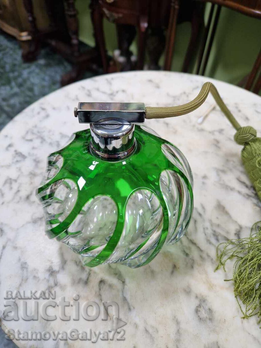 Auction  Antique collectible perfume bottle Bochemia