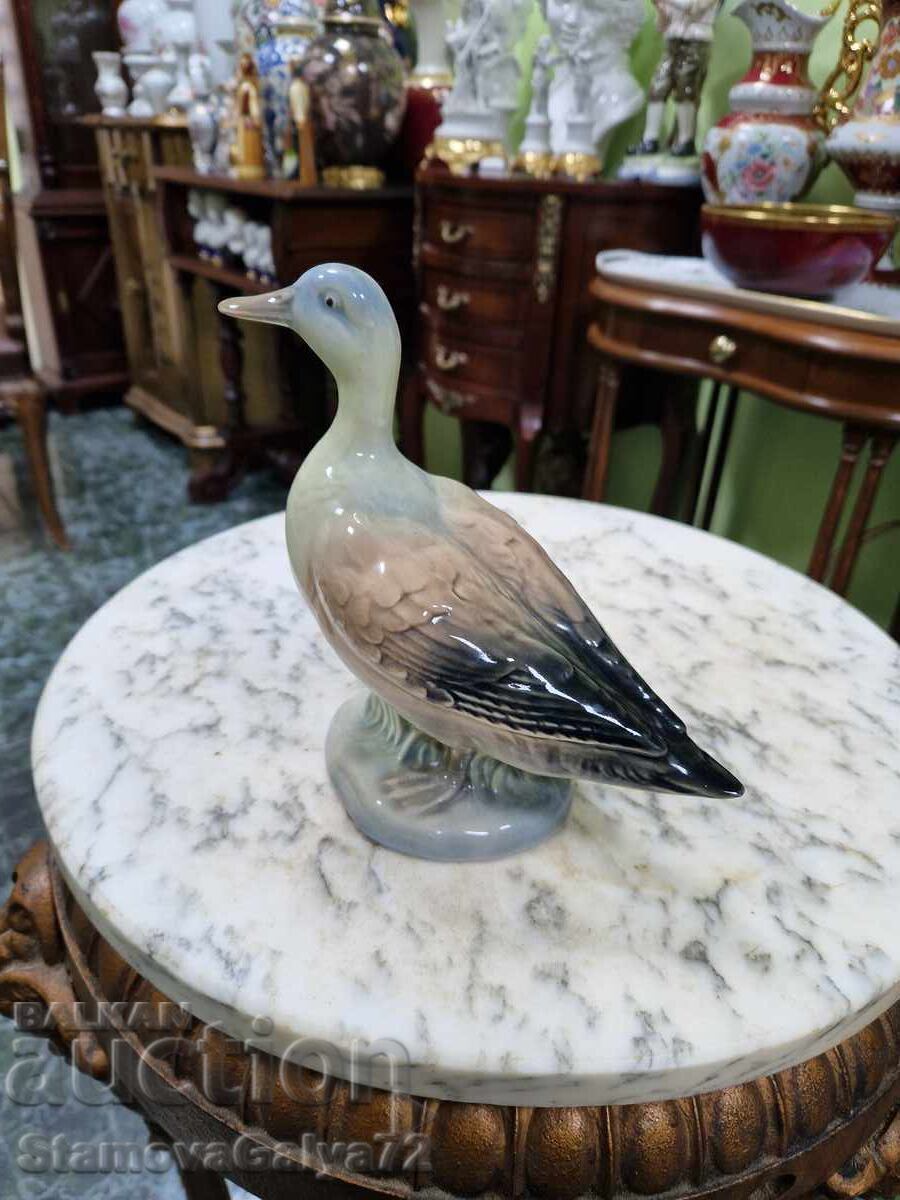Livrarea Frumoasă figurină antică din porțelan spaniol Valencia