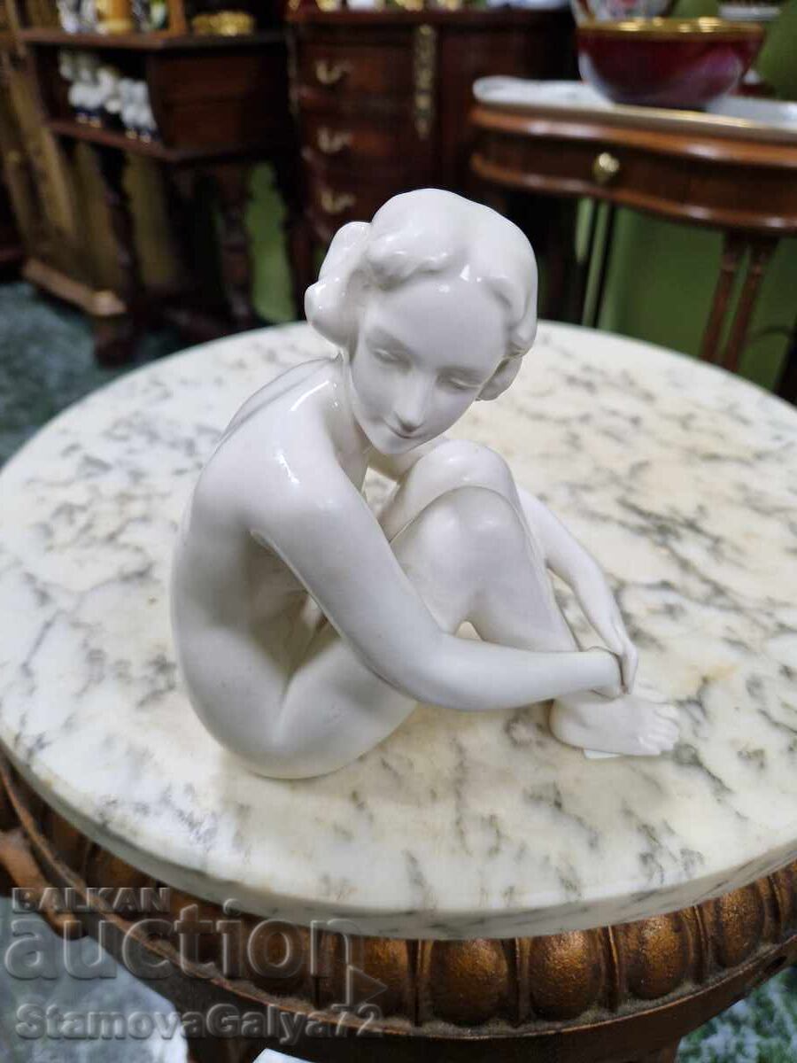 Figurină unică rară din porțelan antic Hummel Goebel cu preț € 130.38 | 255.00 BGN