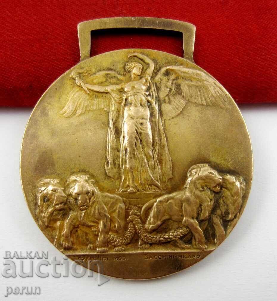 REGATUL ITALIEI - MEDALIE COMEMORATIVĂ PENTRU VICTORIA ÎN PRIMUL RĂZBOI MONDIAL - 7