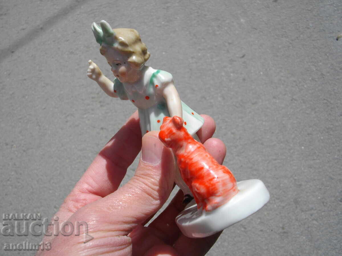 OLD PORCELAIN GIRL WITH DOG MARKED - 5