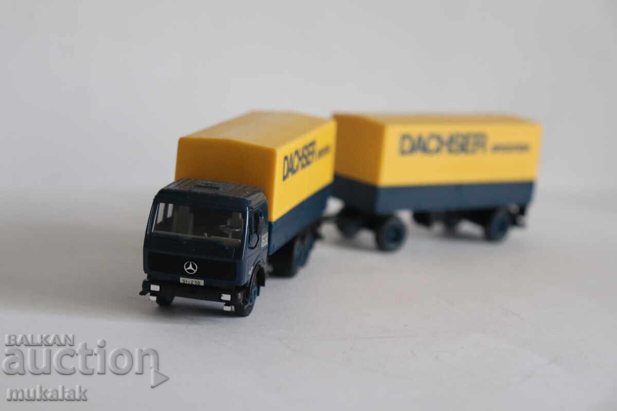 Licitație HERPA??? H0 1/87 MERCEDES BENZ CAMION MODEL TIR Licitație HERPA??? H0 1/87 MERCEDES BENZ CAMION MODEL TIR